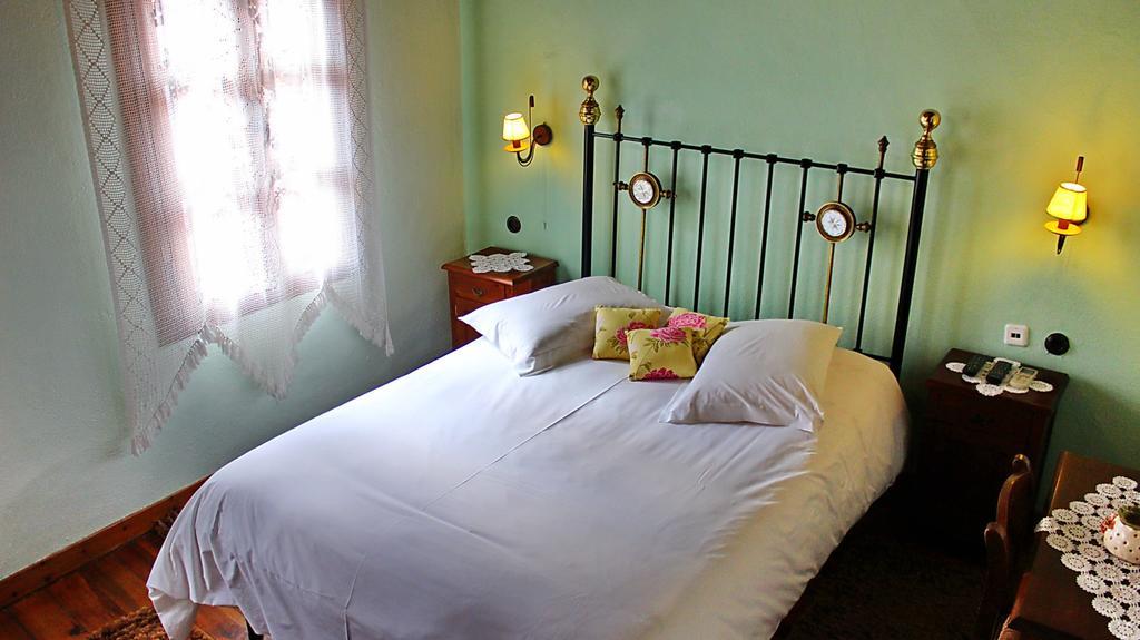 Varosi Guesthouse Едеса Стая снимка